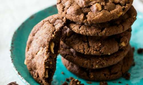 baking cookies